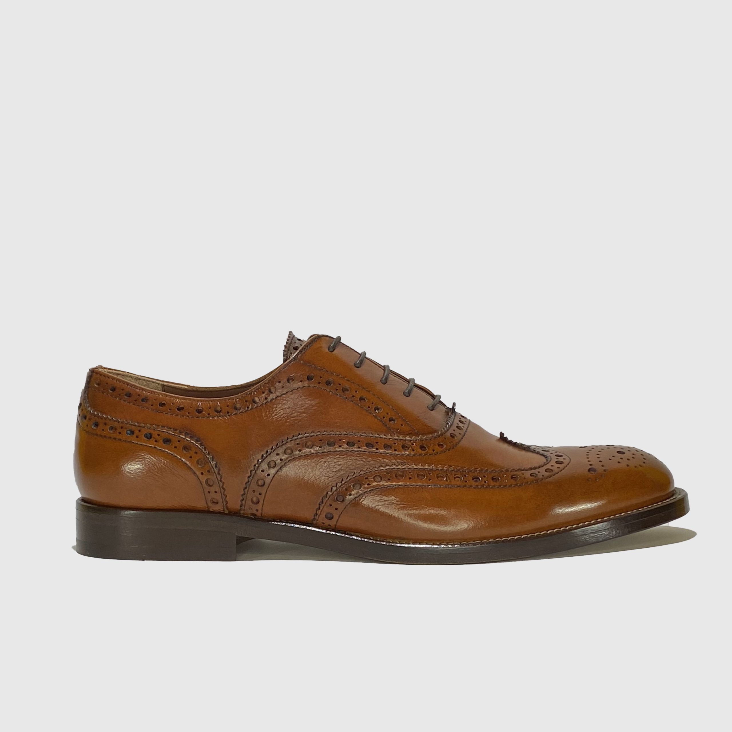 elegant shoes for your brand in white label shoes service