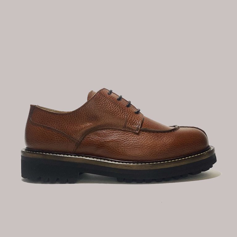 Wholesale B2B premium Italian hammered leather shoes for discerning retailers