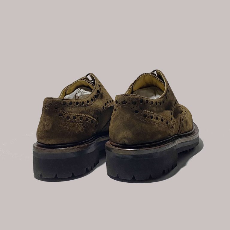 B2B wholesale brown suede dress shoes made in Italy