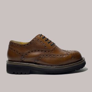 Wholesale mens dark brown Oxford shoes for retailers.