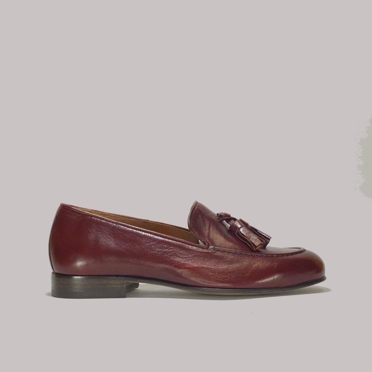 Italian tassel loafers in red Cartier kangaroo leather.